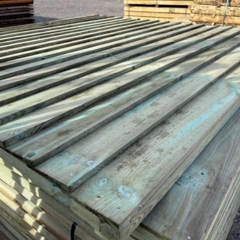 Fence Panels - Heavy Duty Close Board - Decking Delivery