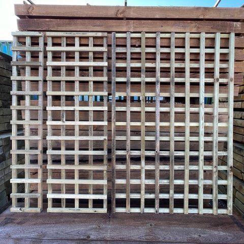 Wooden Garden Trellis - Decking Delivery